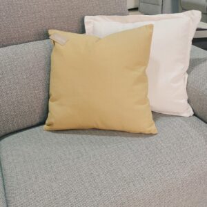 Cojín amarillo mostaza algodón VELVET